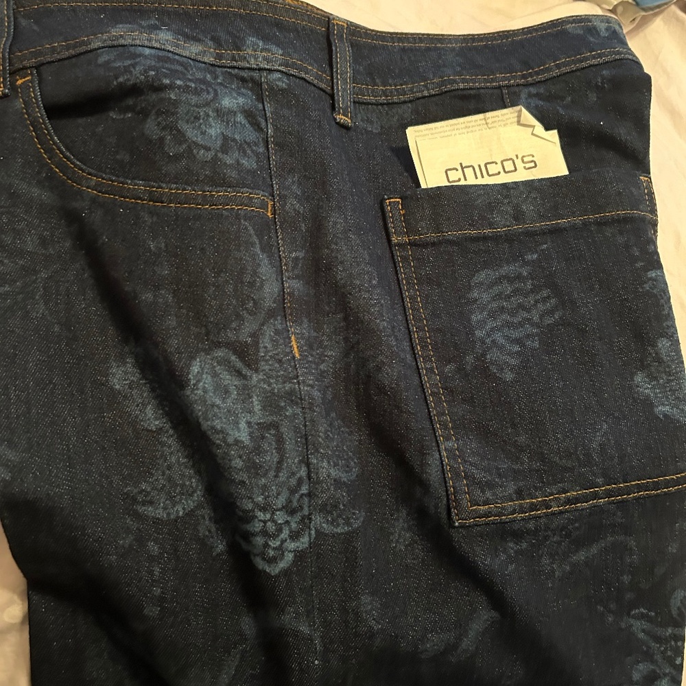 Wide leg jeans - 30” inseam